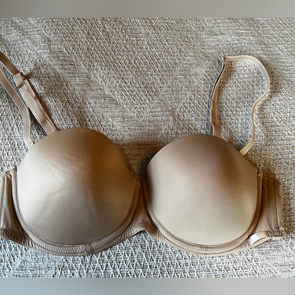 Calvin Klein Strapless Push-Up Bra Nude